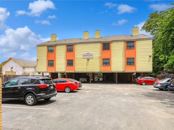 908 Poplar ST 105, Austin TX 78705