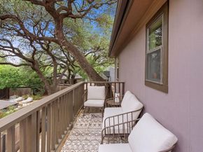 1106 Mission RDG B, Austin TX 78704