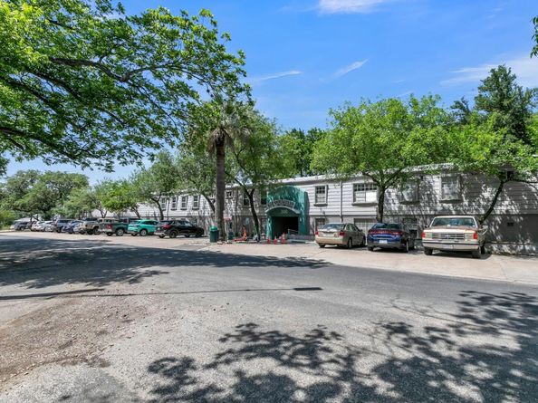 300 Crockett ST 210, Austin TX 78704