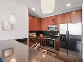 360 Nueces ST 1318, Austin TX 78701