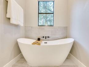 5904 Hudson Bend RD, Austin TX 78734