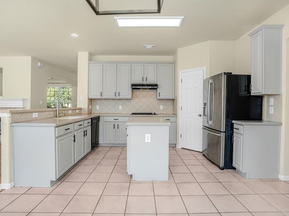 1001 Winding Creek PL, Round Rock TX 78665