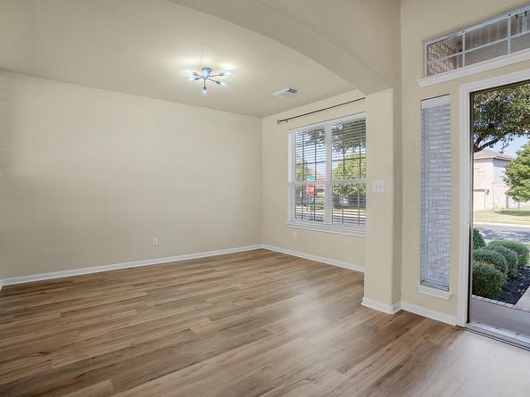 1001 Winding Creek PL, Round Rock TX 78665