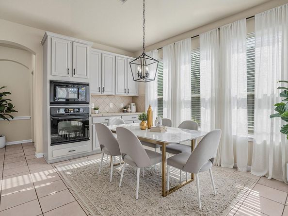 1001 Winding Creek PL, Round Rock TX 78665