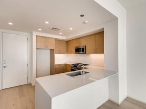 301 West Ave 2003, Austin TX 78701