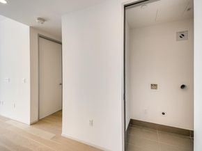 301 West Ave 2003, Austin TX 78701