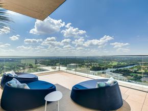 301 West Ave 2003, Austin TX 78701