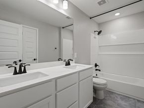 213 Sweet Autumn DR, Georgetown TX 78626