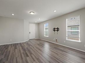 213 Sweet Autumn DR, Georgetown TX 78626