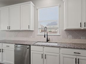 213 Sweet Autumn DR, Georgetown TX 78626