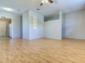 907 Taulbee LN, Austin TX 78757