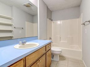 907 Taulbee LN, Austin TX 78757