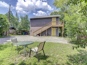 907 Taulbee LN, Austin TX 78757