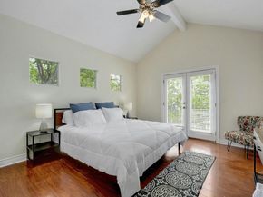 2206 E 14th ST 2, Austin TX 78702