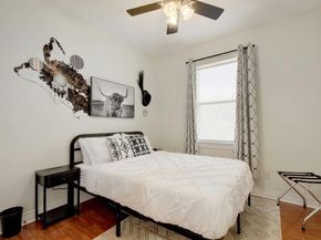 2206 E 14th ST 2, Austin TX 78702