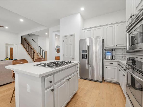 7901 Adelaide DR, Austin TX 78739