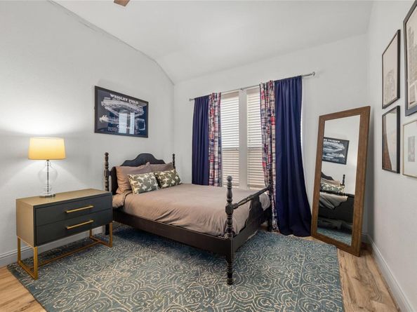 7901 Adelaide DR, Austin TX 78739