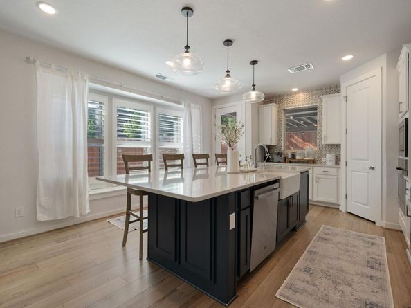 8019 Prairie Rye DR, Lago Vista TX 78645