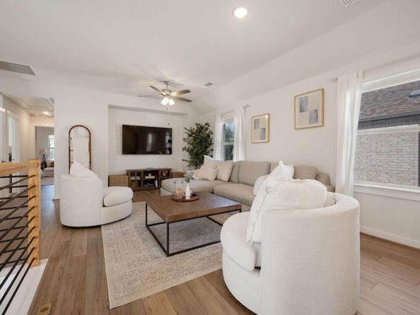 8019 Prairie Rye DR, Lago Vista TX 78645