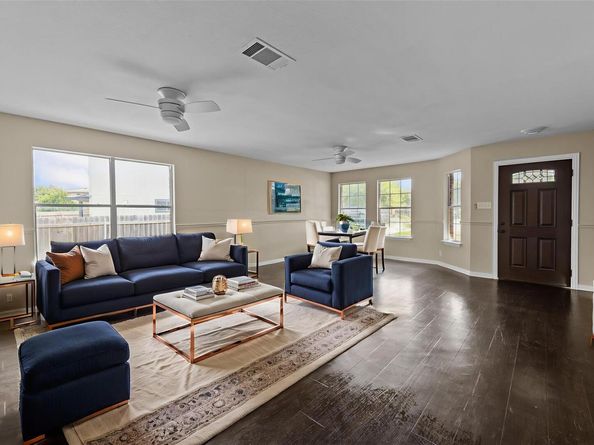 1802 Kwai CV, Leander TX 78641