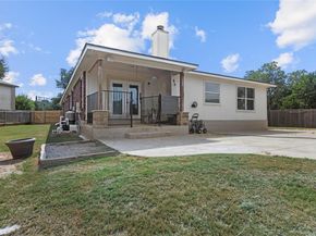 1802 Kwai CV, Leander TX 78641