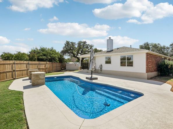 1802 Kwai CV, Leander TX 78641