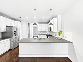 2801 Dulce LN 722, Austin TX 78704