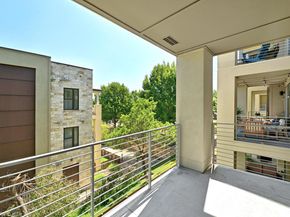 2801 Dulce LN 722, Austin TX 78704