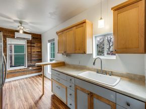 1903 E 10th ST, Austin TX 78702