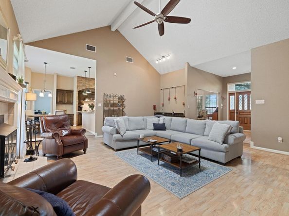 7303 Bluntleaf CV, Austin TX 78750