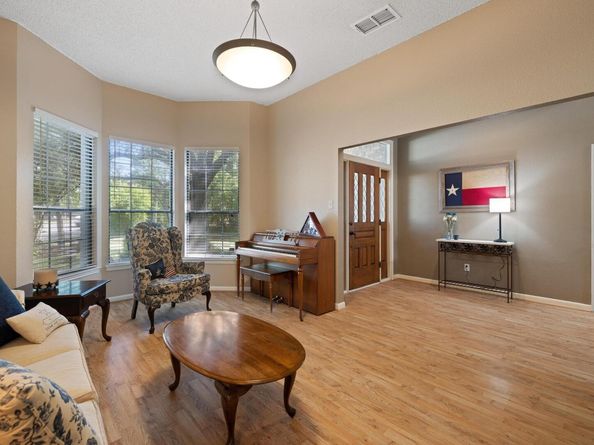 7303 Bluntleaf CV, Austin TX 78750