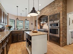 7303 Bluntleaf CV, Austin TX 78750