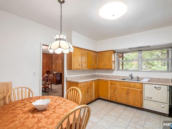 430 Elkwood, Englewood NJ 07631