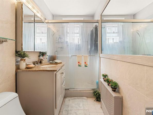 263 Morningside Avenue, Cliffside Park NJ 07010