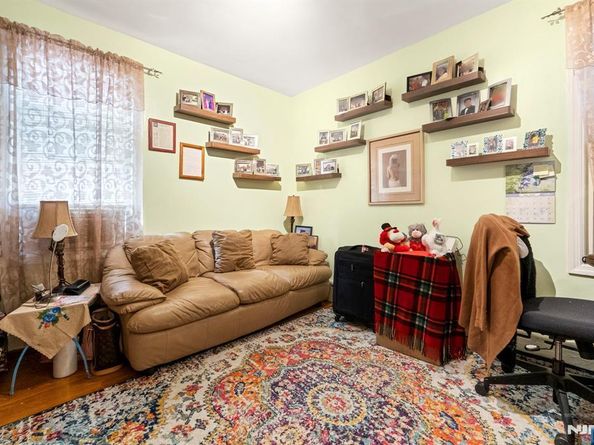 263 Morningside Avenue, Cliffside Park NJ 07010
