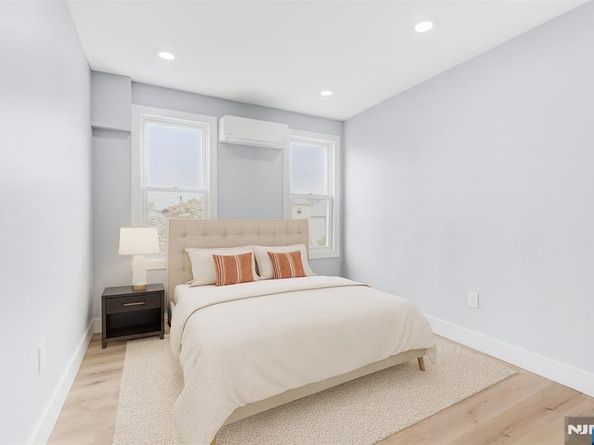 1709 48th Street, North Bergen NJ 07047