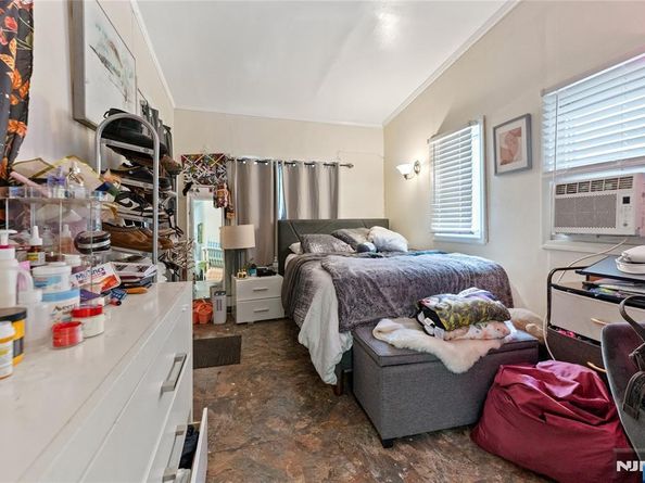 86 Clendenny Avenue, Jersey City NJ 07304