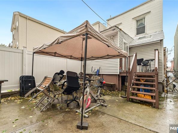 86 Clendenny Avenue, Jersey City NJ 07304