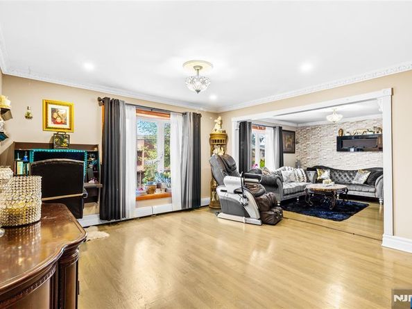 2460 1st Street, Fort Lee NJ 07024