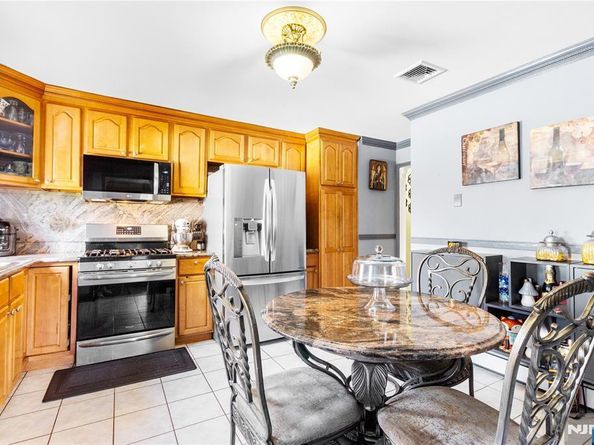 2460 1st Street, Fort Lee NJ 07024