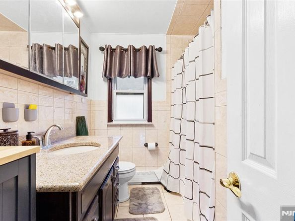 2460 1st Street, Fort Lee NJ 07024