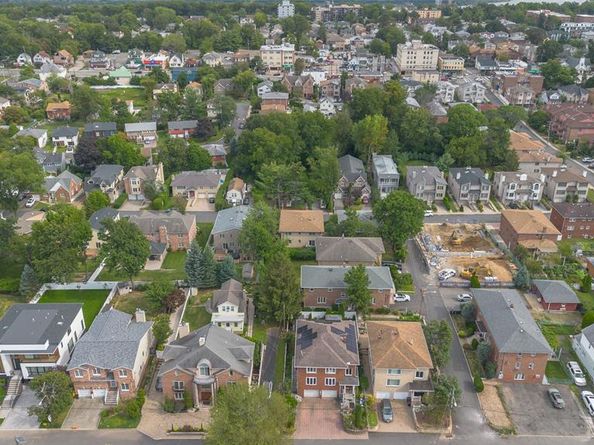 2460 1st Street, Fort Lee NJ 07024