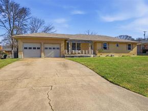 504  Rickey Canyon Avenue , DeSoto Texas 75115