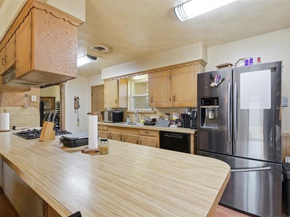 504  Rickey Canyon Avenue , DeSoto Texas 75115