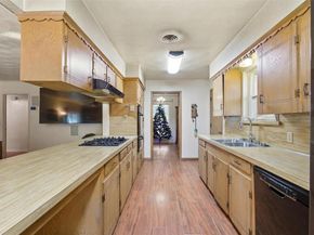 504  Rickey Canyon Avenue , DeSoto Texas 75115