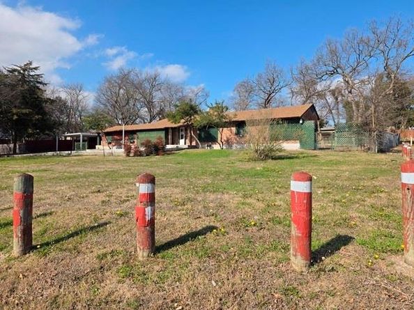 6035  Hollis Avenue , Dallas Texas 75227