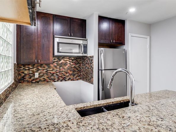 4221  Cole Avenue  206, Dallas Texas 75205