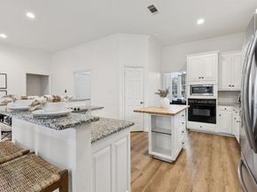 5620 S Archbridge Court , Arlington Texas 76017