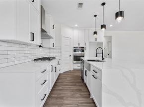 1638  Garden Drive , Dallas Texas 75215