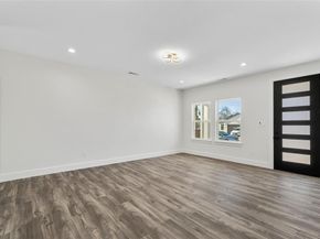 1638  Garden Drive , Dallas Texas 75215